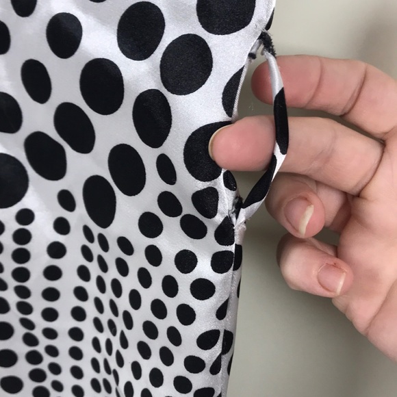 Women’s black and white polka dot swirl top size S - Picture 10 of 12